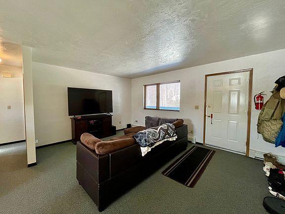3rd image of 1265 Airline Dr APT 3