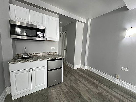1st image of 240 W 73rd St APT 1503