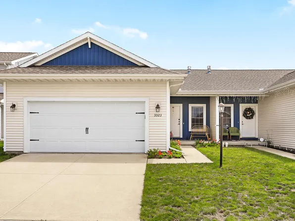 3323 Boulder Ridge Dr, Champaign, IL 61822