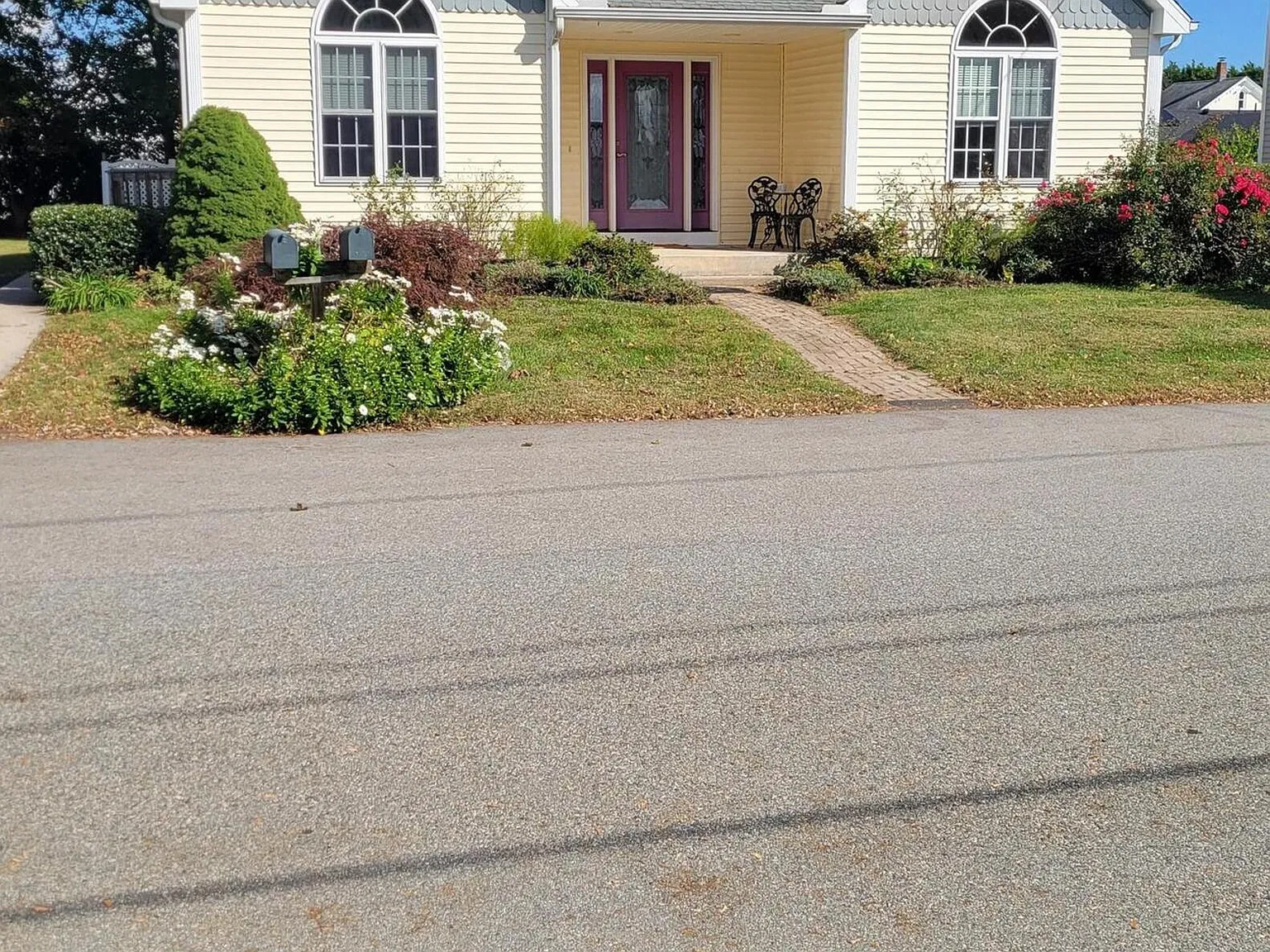 2 bed, 1.5 bath, 1043 sqft, $2,800 — Photo 1