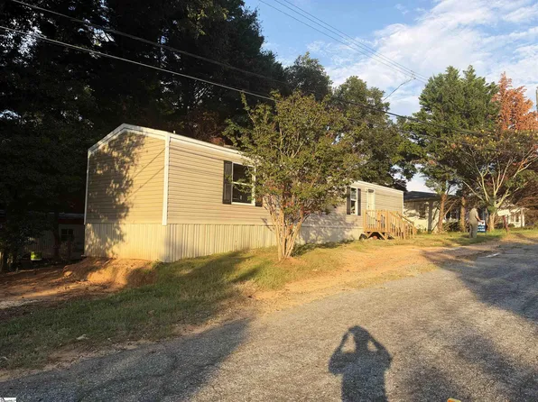 235 Bird St, Union, SC 29379