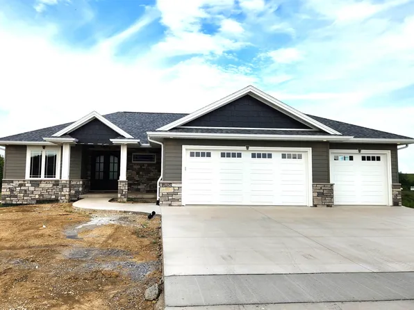 2214 Eldie Dr, Asbury, IA 52003