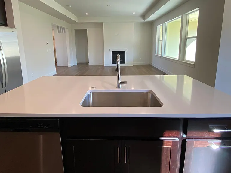 1604 Wyatt Earp Ct — Photo 6