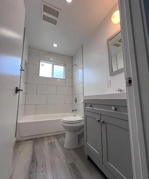 8730-8744 S Figueroa St #8738-04 — Photo 10