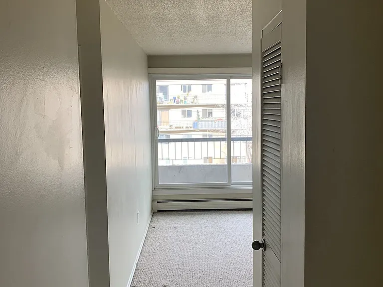 110 25th Ave SW — Photo 25