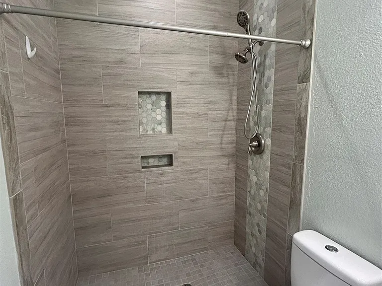 1735 Briarbrook Dr — Photo 9
