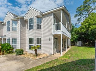 17 Chatelaine Cir SE, Fort Walton Beach, FL 32548