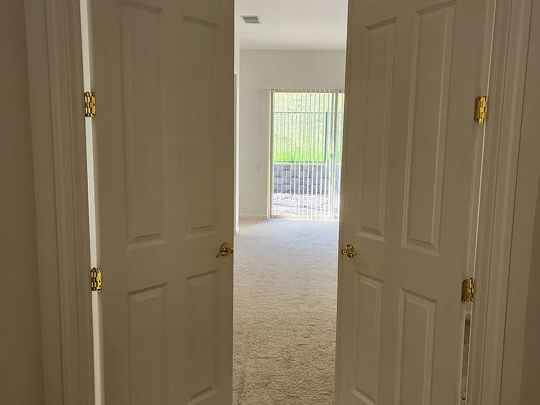 5066 Mertola Dr — Photo 9