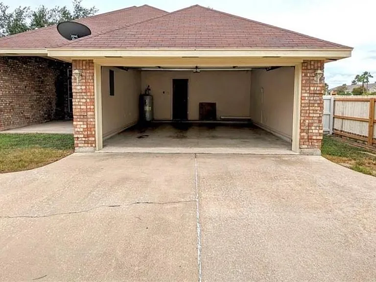 401 E Shasta Ave — Photo 15