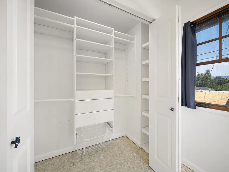 2525 Gail Pl — Photo 32
