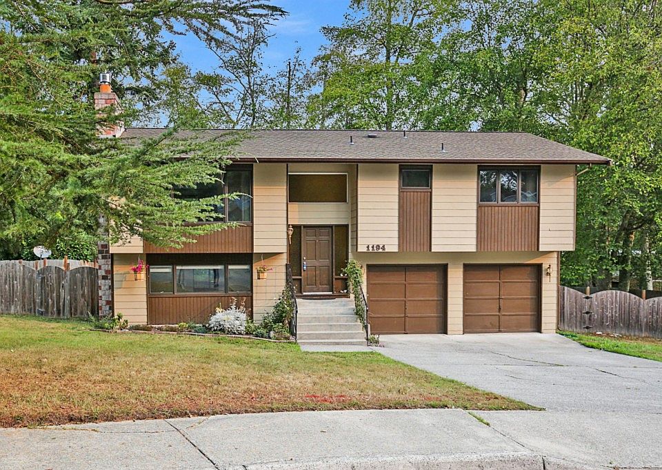 1st image of 1194 SW Leschi Dr