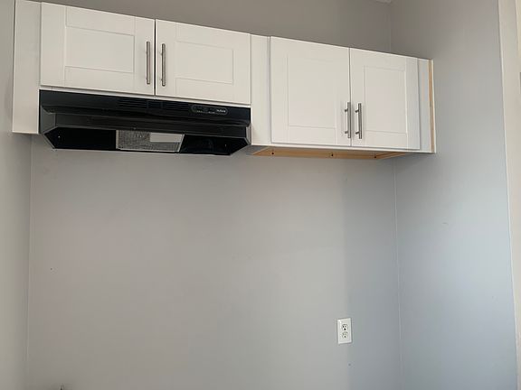 2nd image of 332 Sip Ave #27