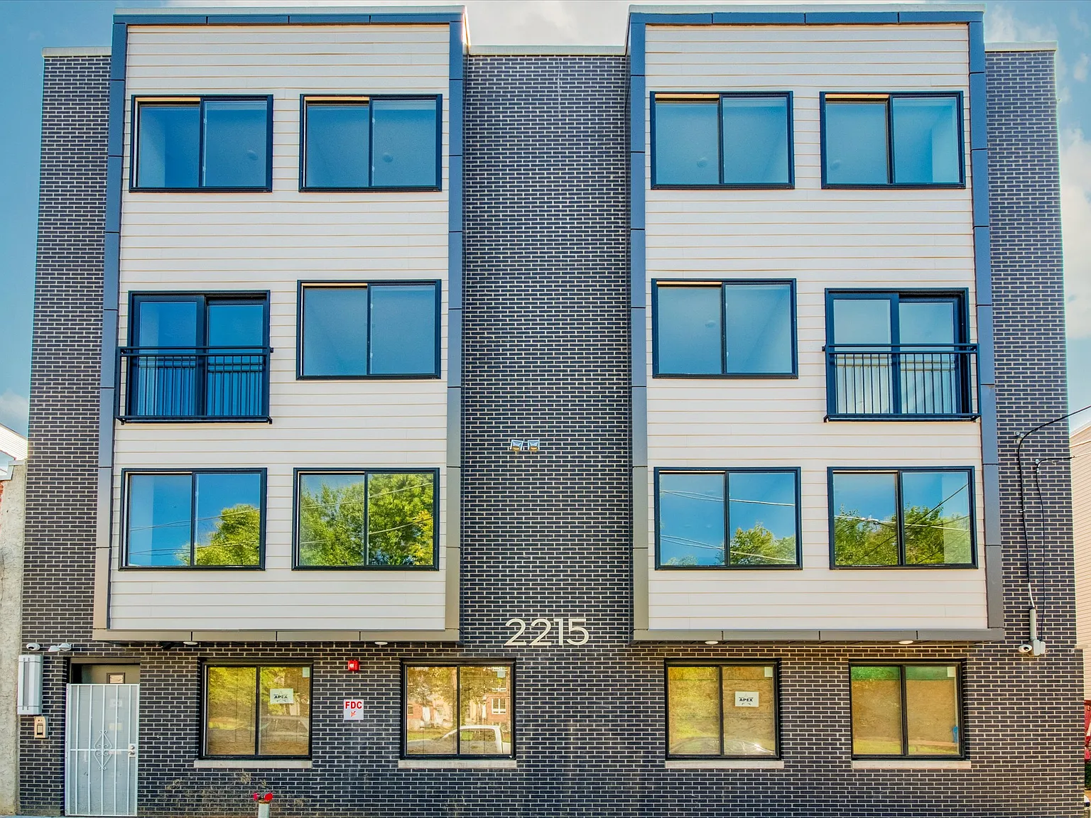 2 bed, $1,700 — Photo 1