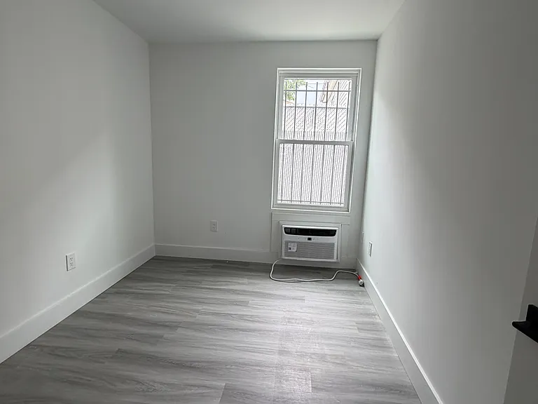 3528 Tiemann Ave #1 — Photo 5