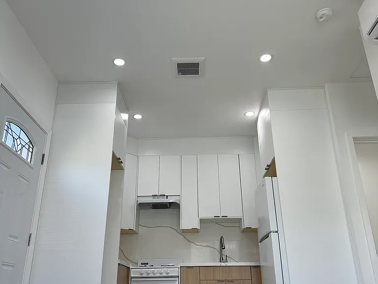 419 S Lake St #101 — Photo 5
