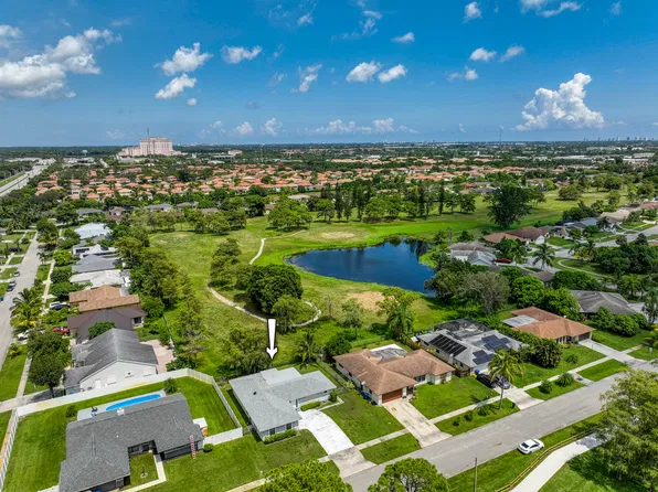2608 Doral Way, Riviera Beach, FL 33407
