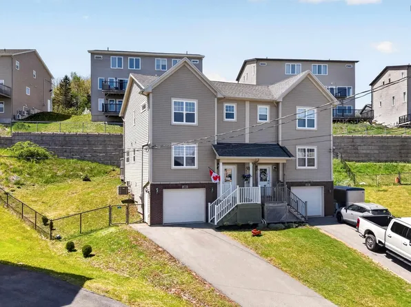 22 Uprange Ct, Halifax, NS B4E 0K8