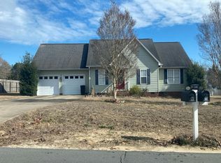 329 Northview Dr, Sanford, NC 27332