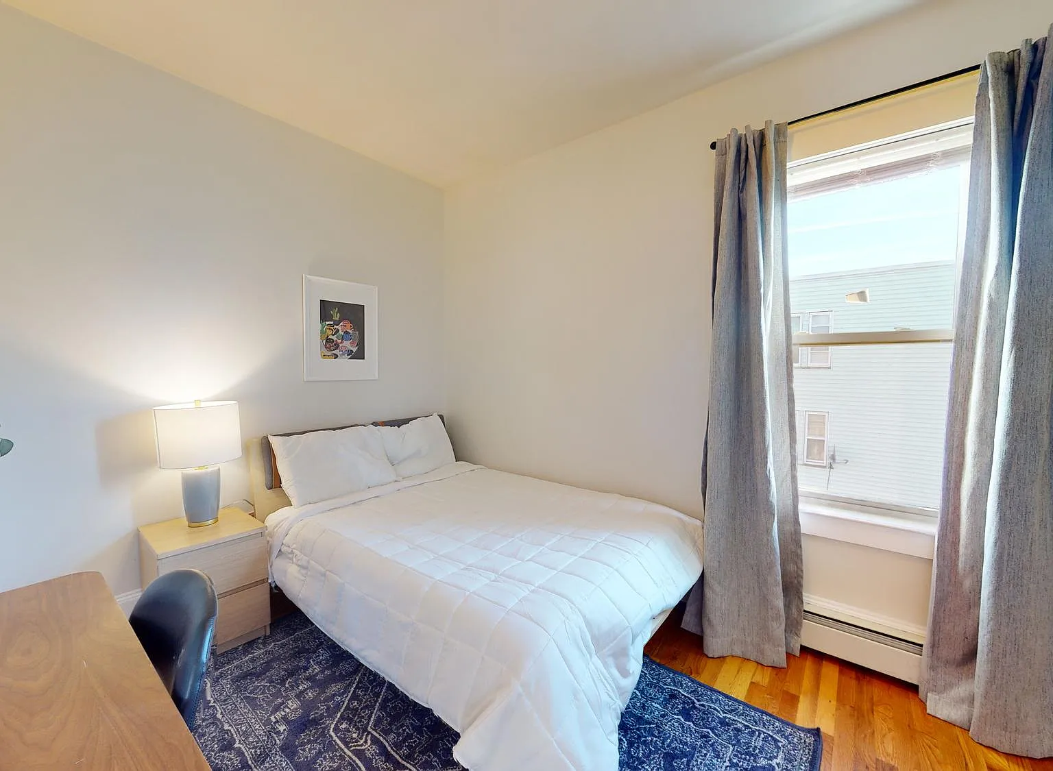 4 bed, 9999 sqft, $3,400 — Photo 4