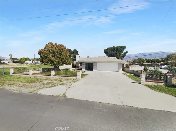 440 E 13th St, Beaumont, CA 92223