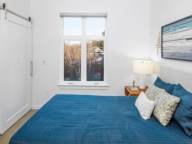 Multnomah Village Apartments — Photo 7
