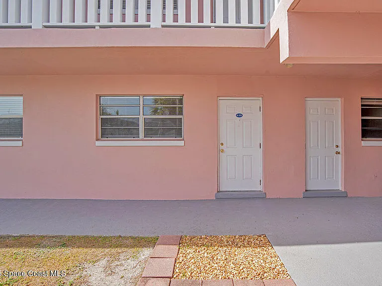 401 Monroe Ave #B105 — Photo 1