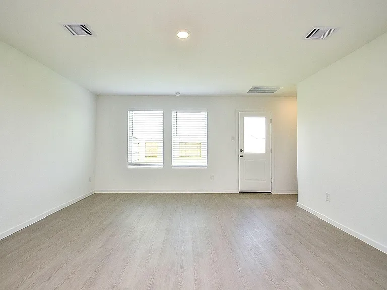 26814 Scarlet Willow Dr — Photo 9