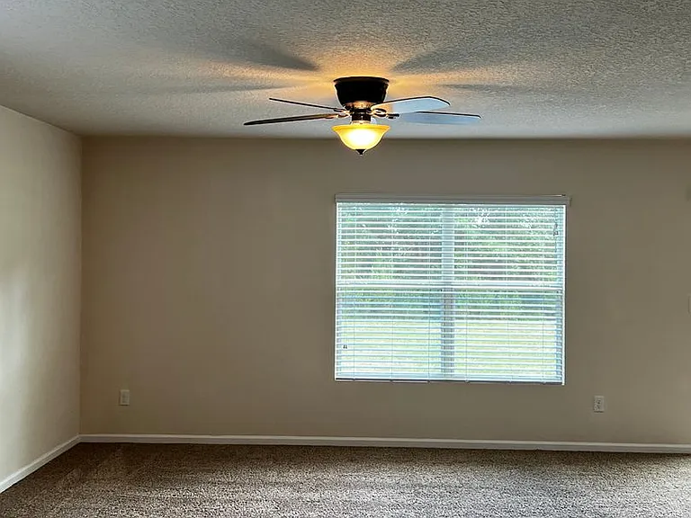 232 Brooklet Cir — Photo 5