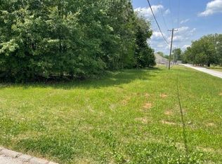 239 Wheatfield Dr, Greenwood, SC 29649