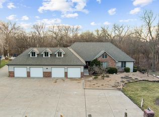 2000 Ridgeview Rd, Salina, KS 67401