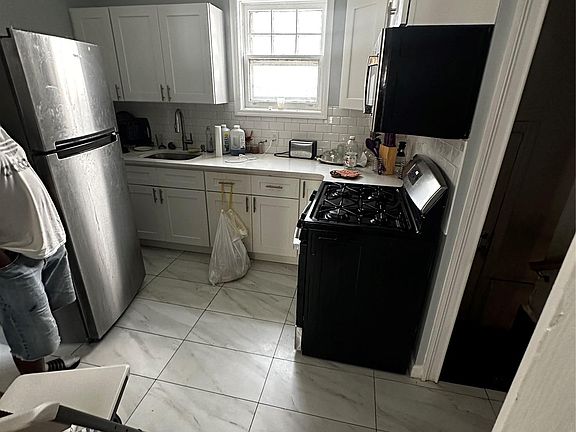 4th image of 9970 211th Street