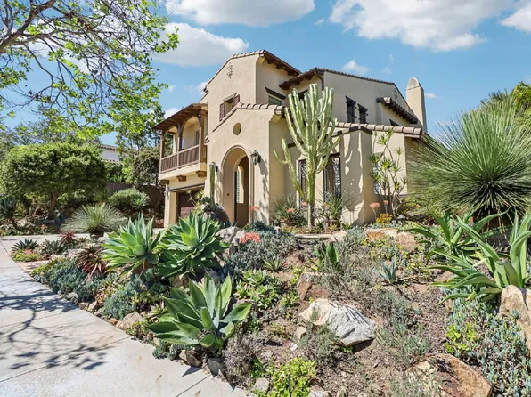 3256 Sitio Tortuga, Carlsbad, CA 92009