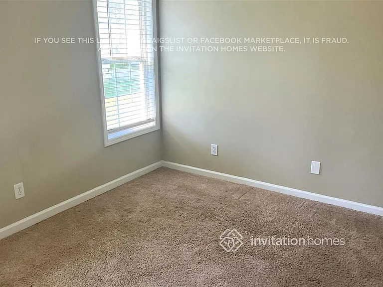 2380 Thornberry Dr — Photo 8