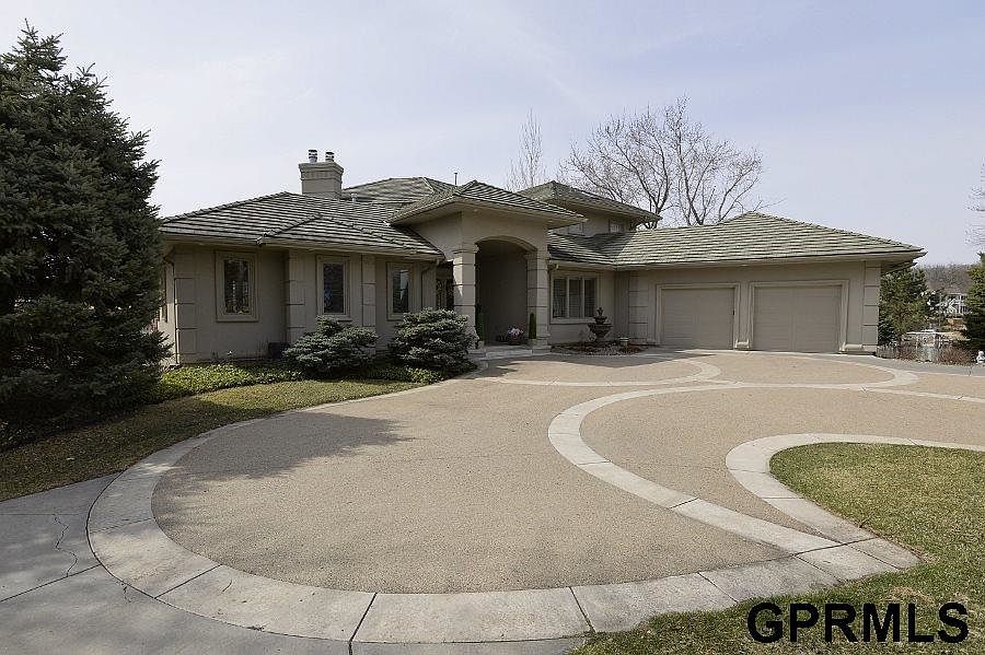 1st image of 909 Belgrade Ln