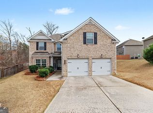 3802 Village Crossing Ln, Ellenwood, GA 30294