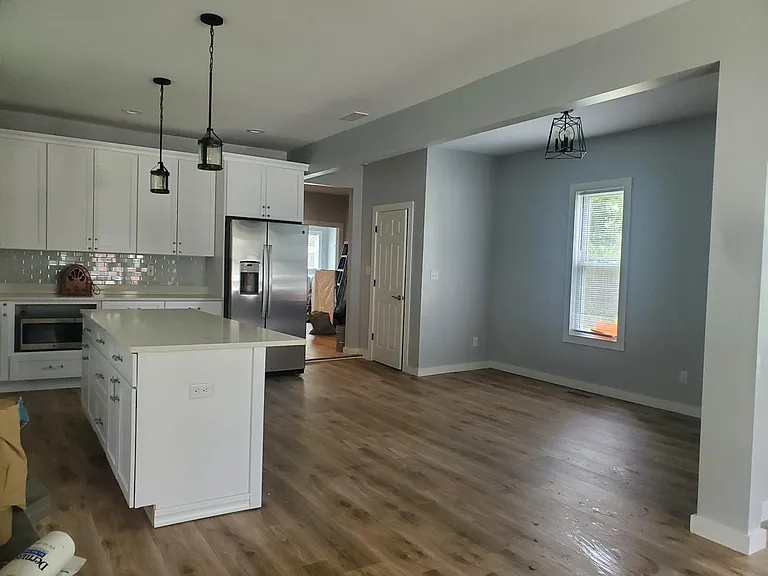 275 W Main St — Photo 5
