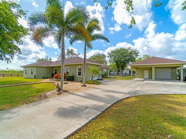 19302 SW 292nd St, Homestead, FL 33030