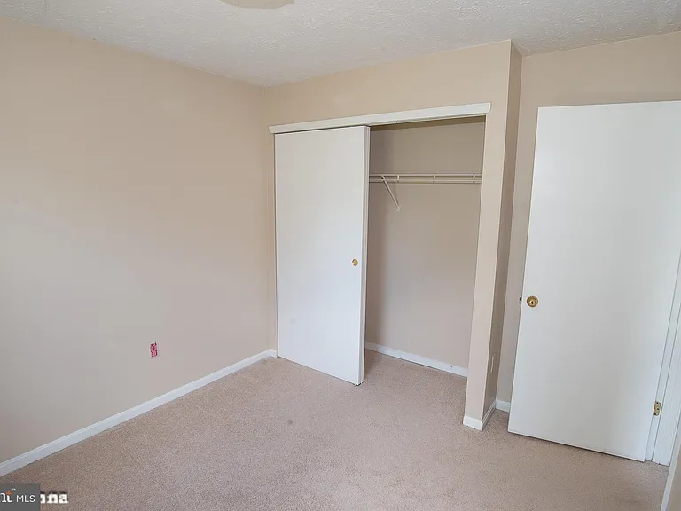 6128 Hoskins Hollow Cir #B — Photo 21