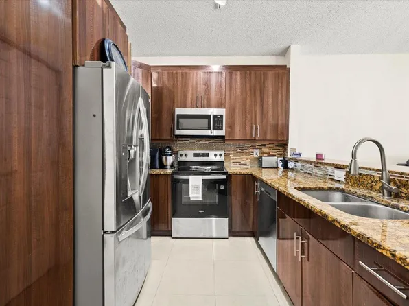 7705 Forest Green Ln #0, Boynton Beach, FL 33436