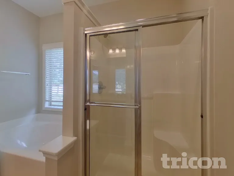 118 Greenbank Dr — Photo 9