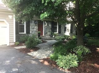 8938 Kenilworth Dr, Burke, VA 22015