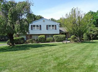 37 Sima Rd, Holland, PA 18966