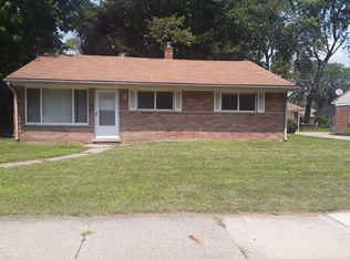 16946 Catalpa Dr, Southfield, MI 48076