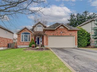 11 Carolinian Ln, Cambridge, ON