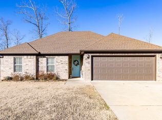 1772 Kenmore Dr, Benton, AR 72015