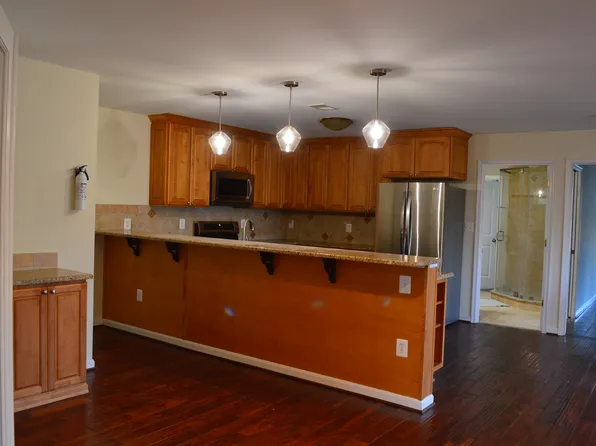 13216 Johnny Moore Ln #2, Clifton, VA 20124