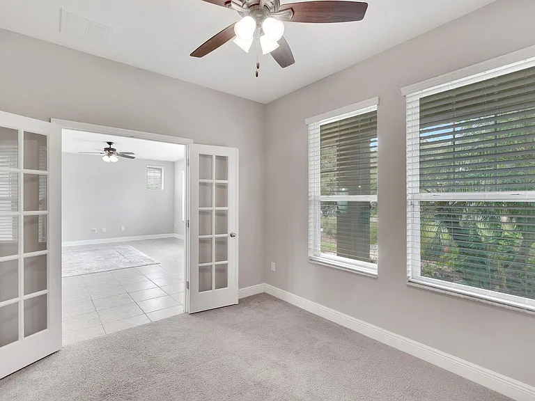 5320 Sagecrest Dr — Photo 10