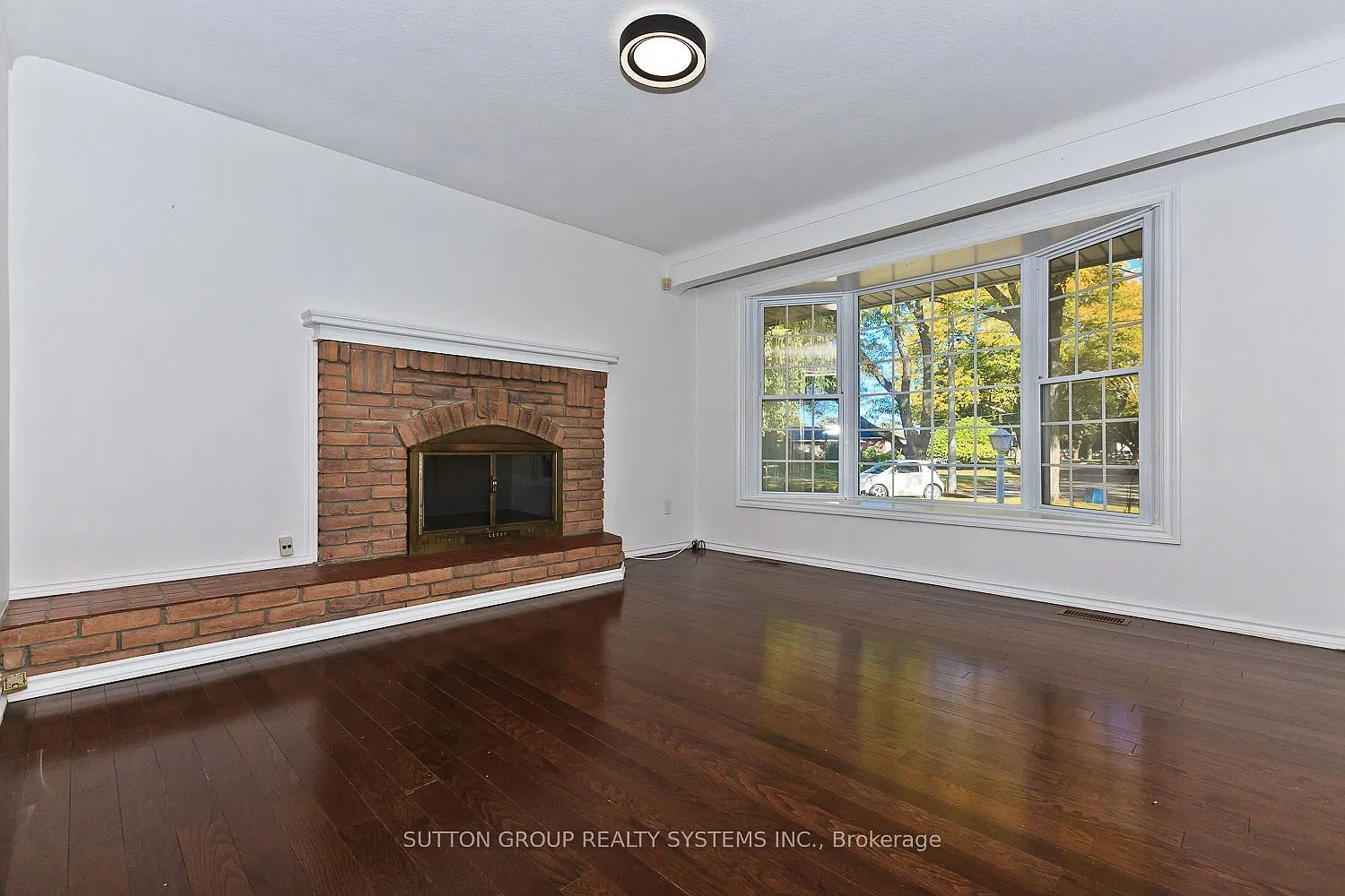 2 bed, $2,200 — Photo 4