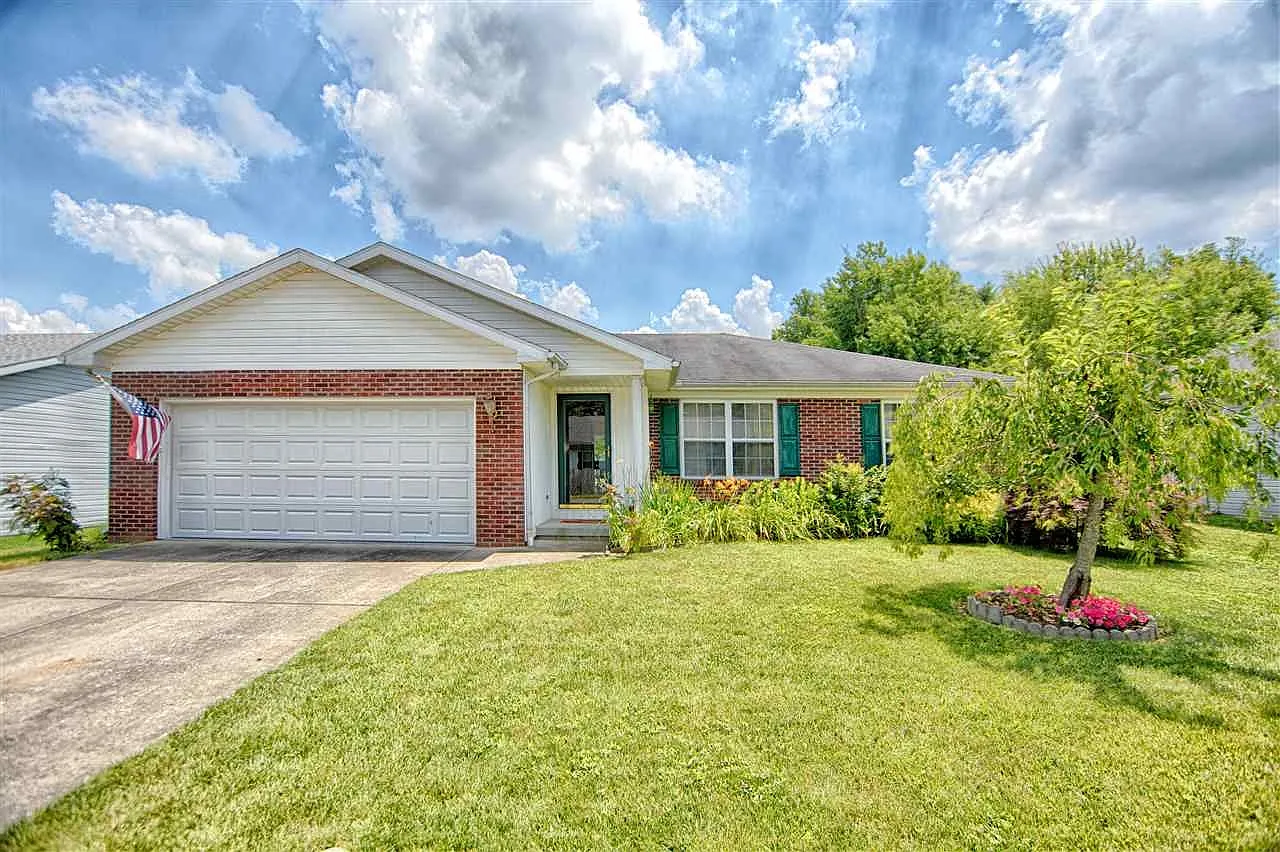 3015 Cascade Dr photo 1
