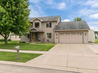 362 Dakota Lee Way, Omro, WI 54963